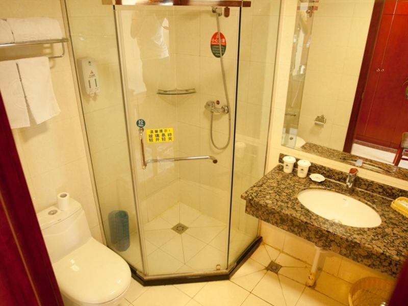 Greentree Inn Shandong Rizhao East Haiqu Road Business Hotel Buitenkant foto